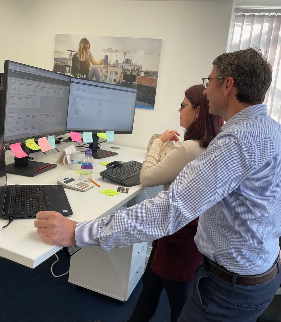 EXPRIS Support vor Ort beim Kunden in England